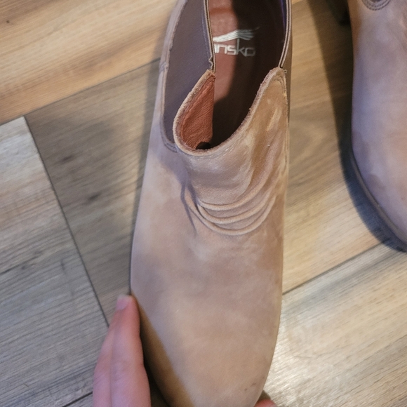 Dansko Bea Waterproof Ankle Boots - Picture 9 of 10